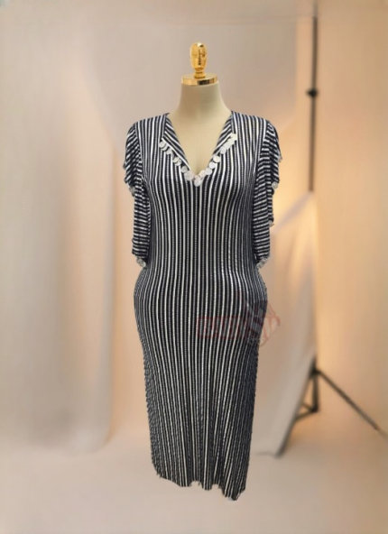 Long striped "disco" dance suit – a glamorous look